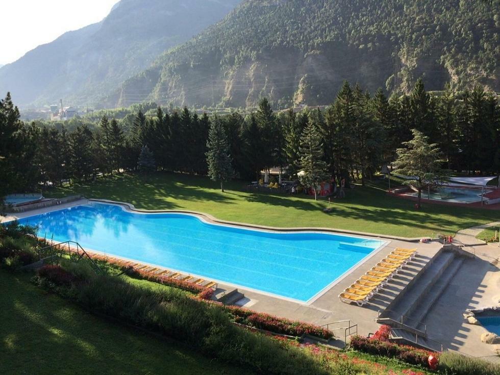Camping/ Thermalbad Brigerbad Mit Bed & Breakfast Exterior foto